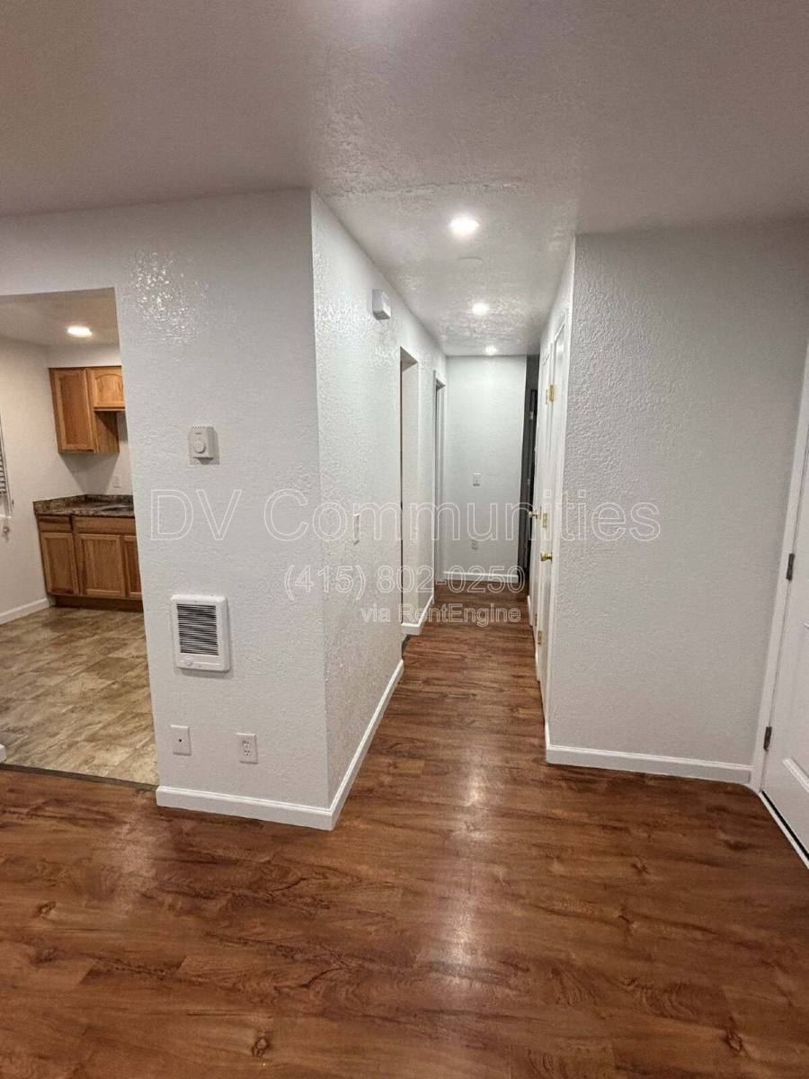 Apartment for rent at 101 N 10th St #15, Creswell, OR 97426