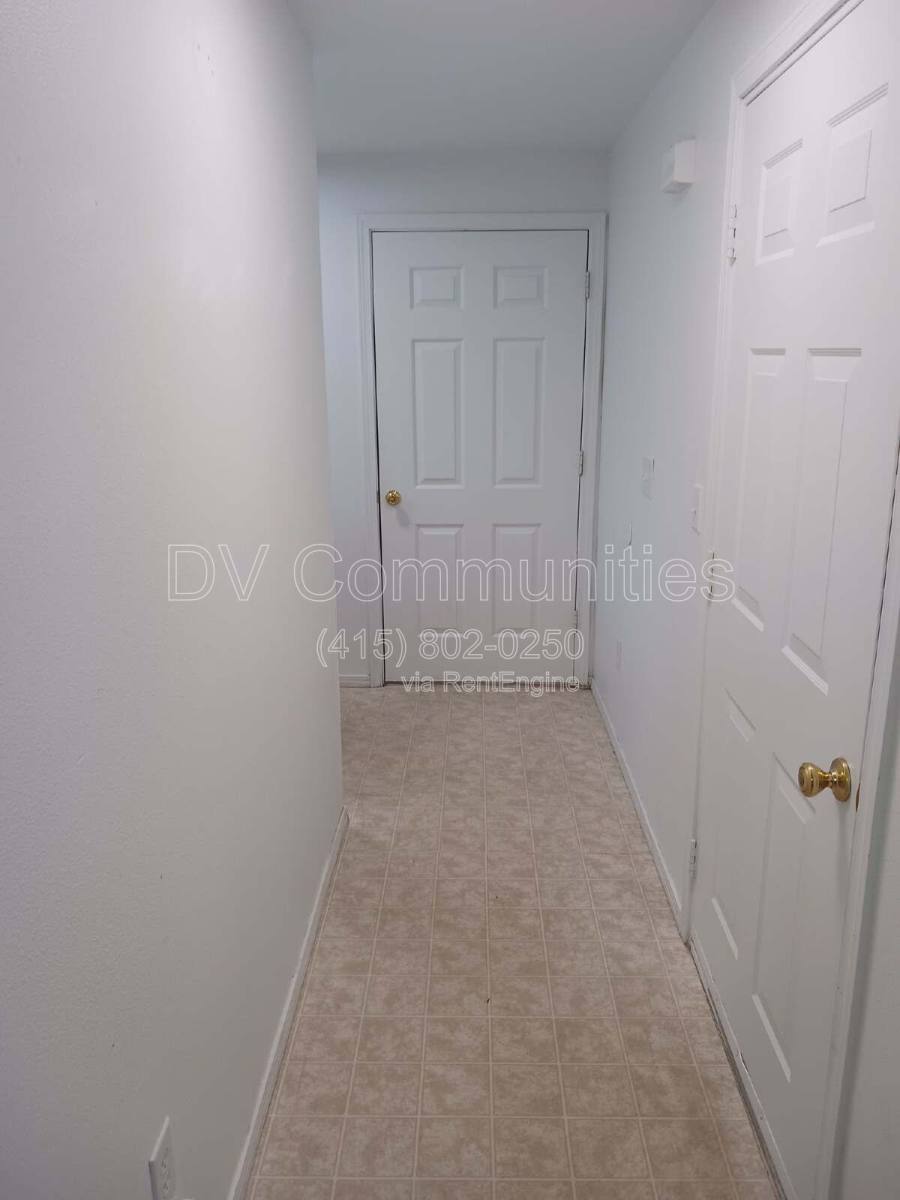 Apartment for rent at 2571 NW Cedar Ave #1 1, Redmond, OR 97756