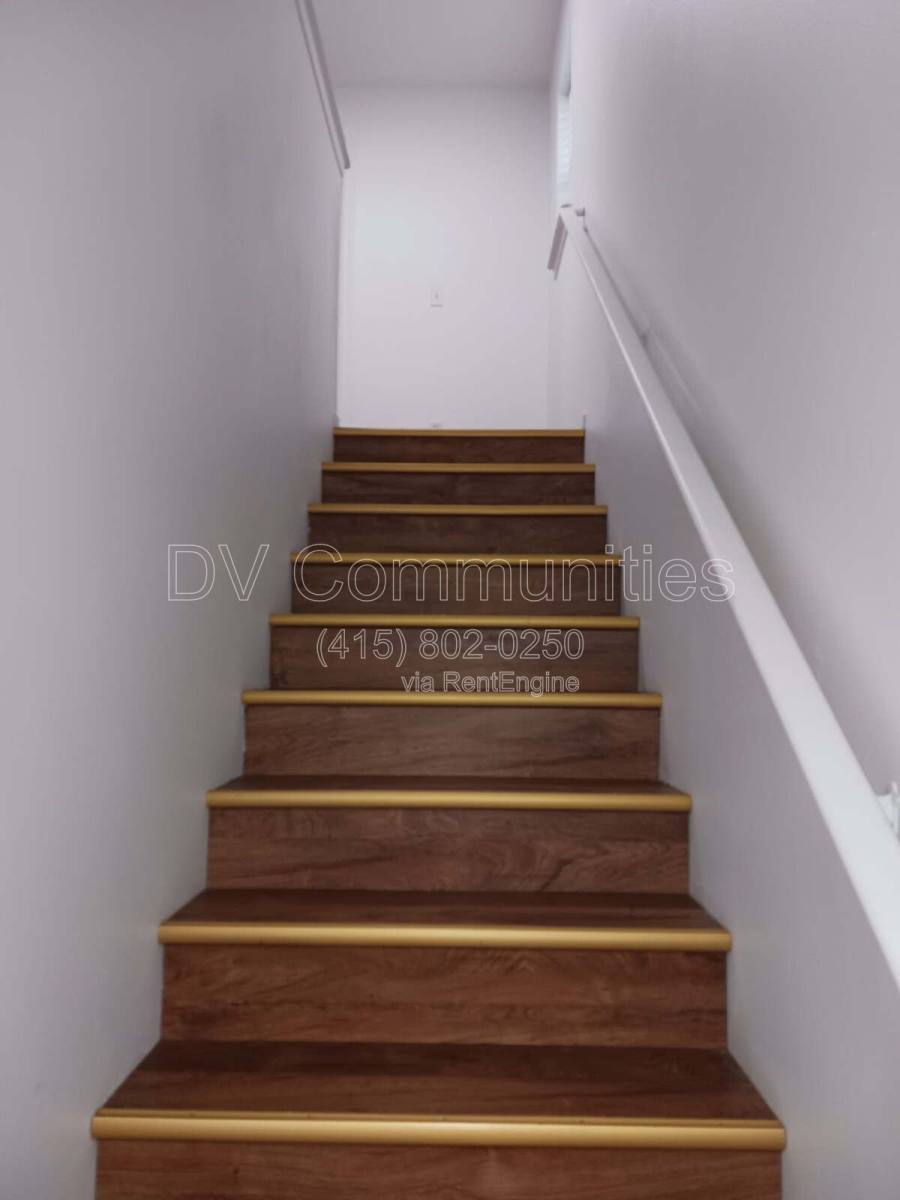 Apartment for rent at 2571 NW Cedar Ave #1 1, Redmond, OR 97756
