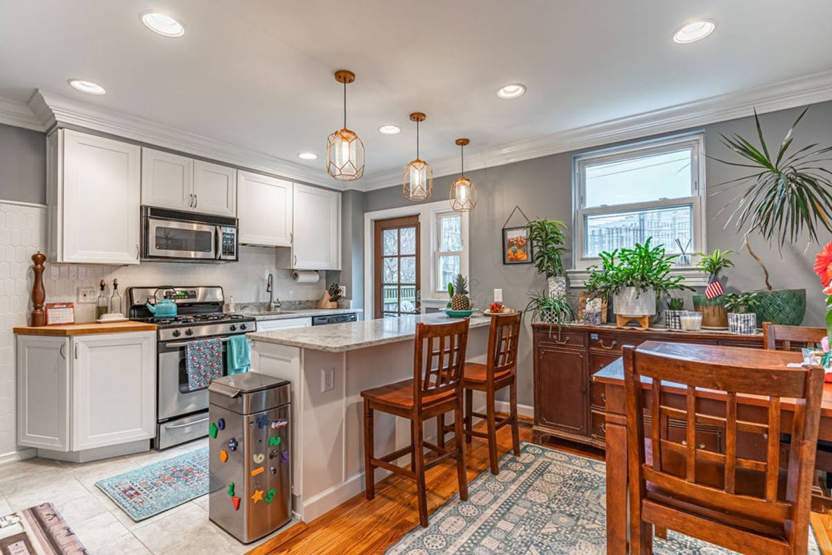 Townhouse for rent at 1206 Colonial Ave, Alexandria, VA 22314
