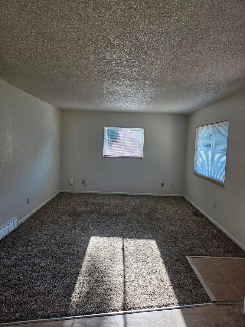 Apartment for rent at 1047 1049 Alta St, Longmont, CO 80501