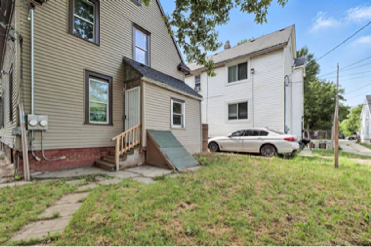Apartment for rent at 3244 N 1st St, Milwaukee, WI 53212