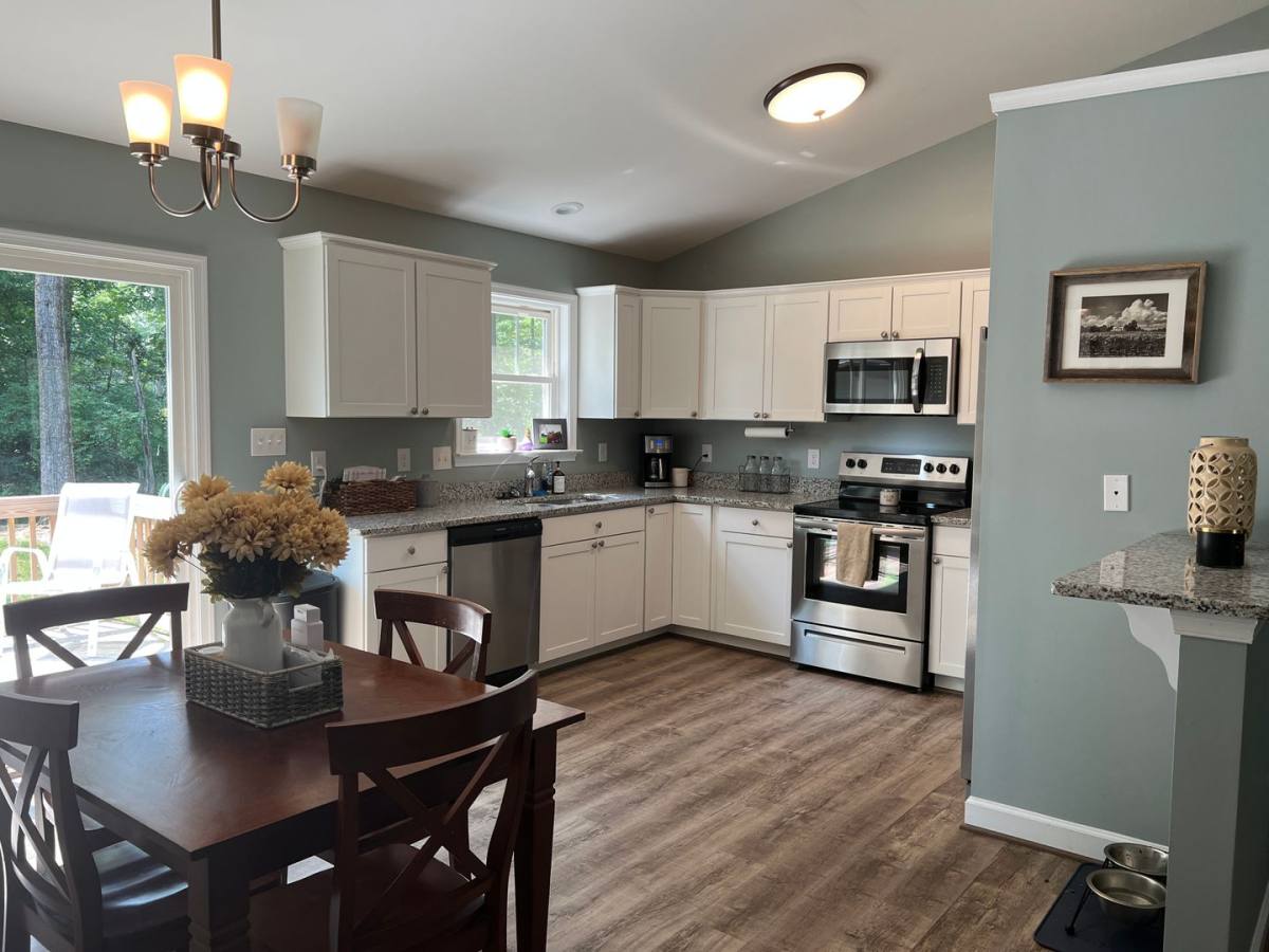 House for rent at 346 Brooks Dr, Colonial Beach, VA 22443