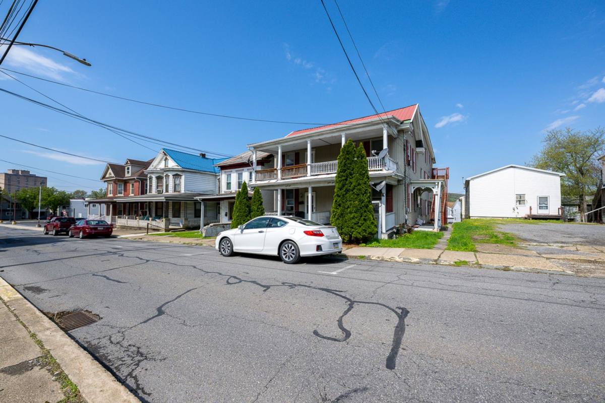 Apartment for rent at 39-45 Catawissa Ave, Sunbury, PA 17801