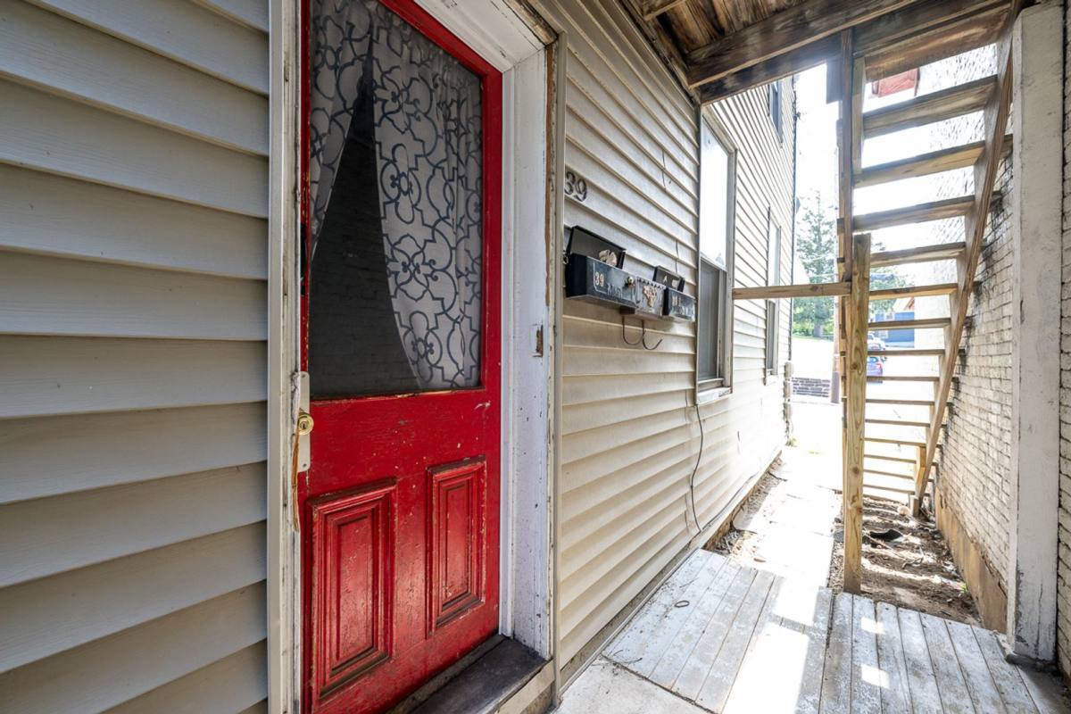 Apartment for rent at 39-45 Catawissa Ave, Sunbury, PA 17801