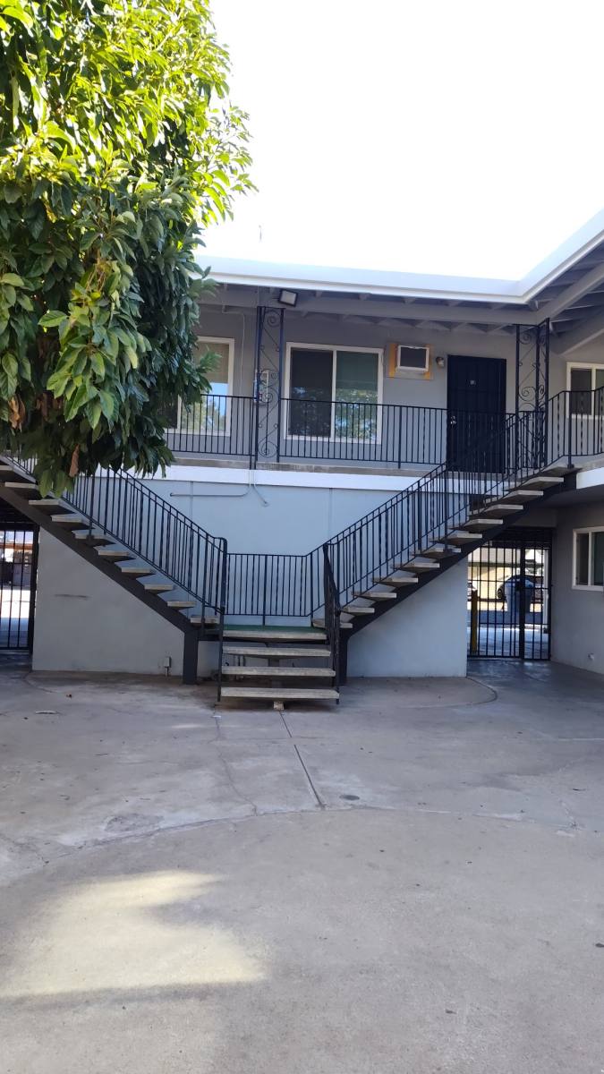 Apartment for rent at 137 W 19th St #2, Merced, CA 95340