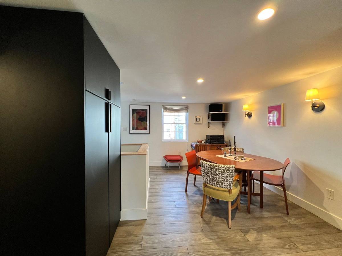 Apartment for rent at 333 S 13th St #3, Philadelphia, PA 19107