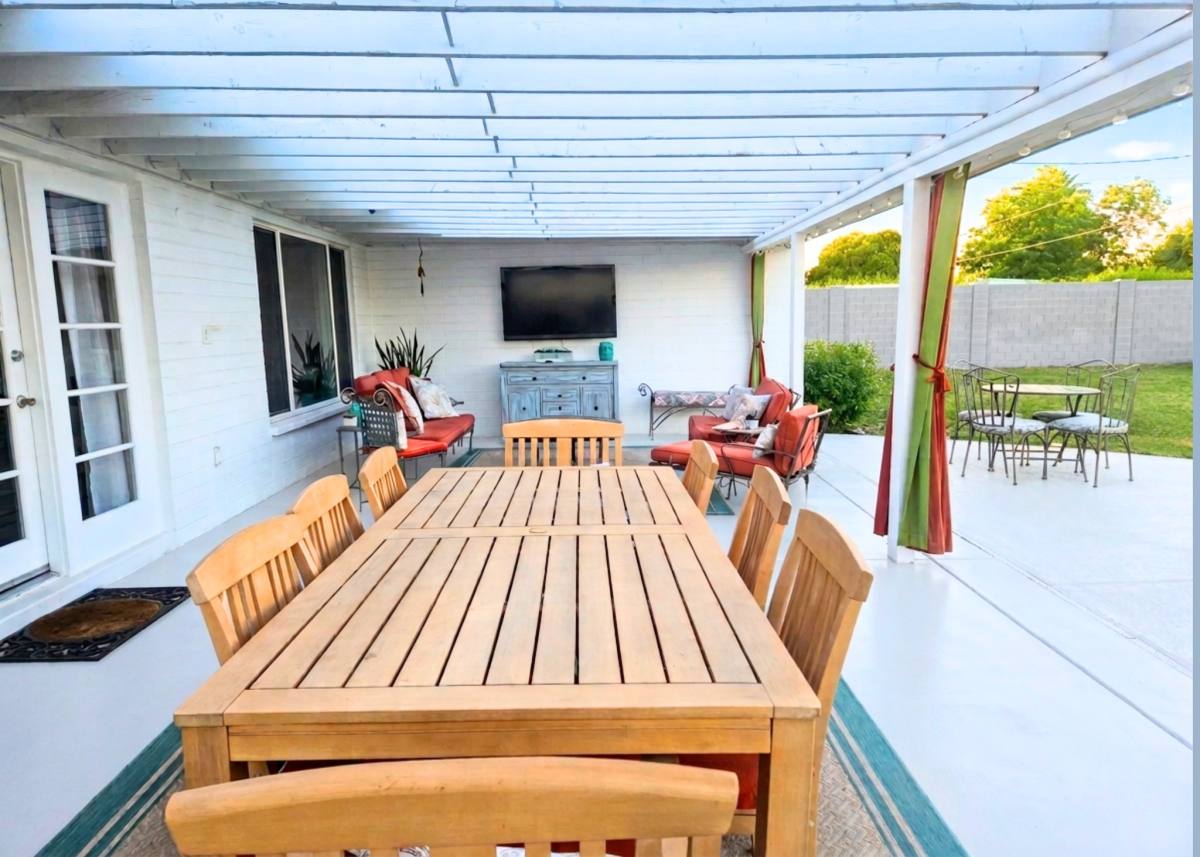 House for rent at 1819 E Claremont St, Phoenix, AZ 85016