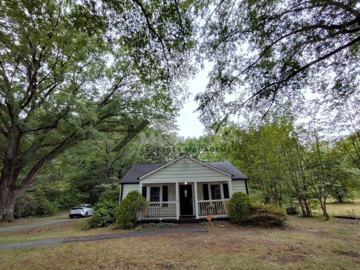 Apartment for rent at 808 Glenco Rd, Durham, NC 27703