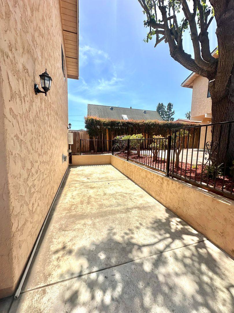 Apartment for rent at 1009 E Haley St, Santa Barbara, CA 93103