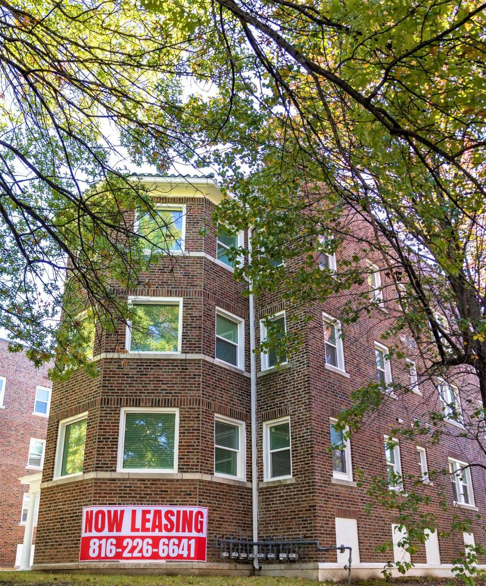 Apartment for rent at 1207 E Armour Blvd, Kansas City, MO 64109