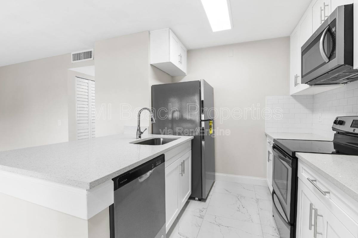 Condo for rent at 712 Meadows Circle, Boynton Beach, FL 33436