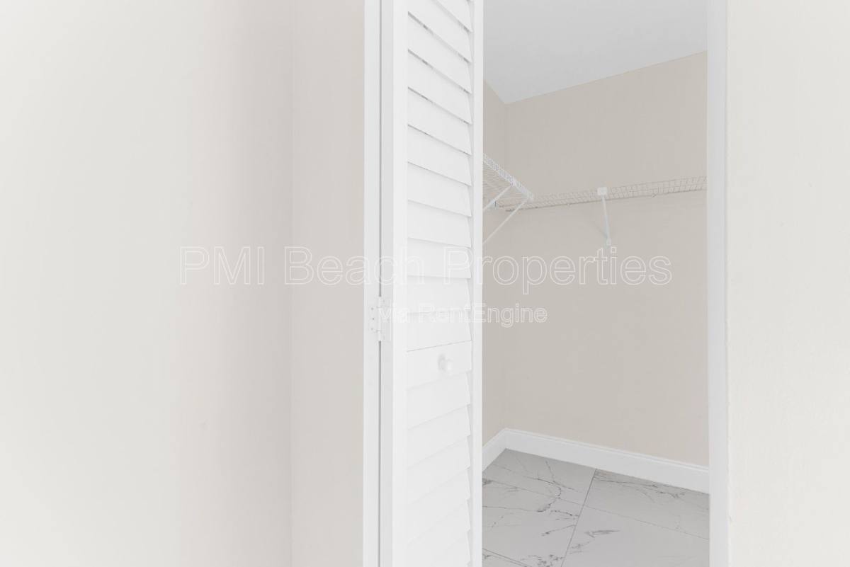 Condo for rent at 712 Meadows Circle, Boynton Beach, FL 33436