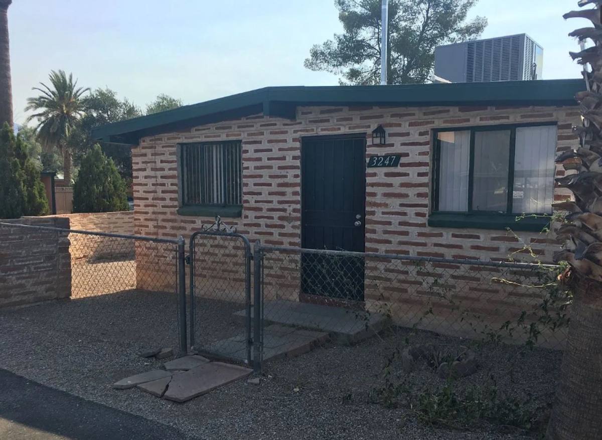 Apartment for rent at 3247 E Water St, Tucson, AZ 85716