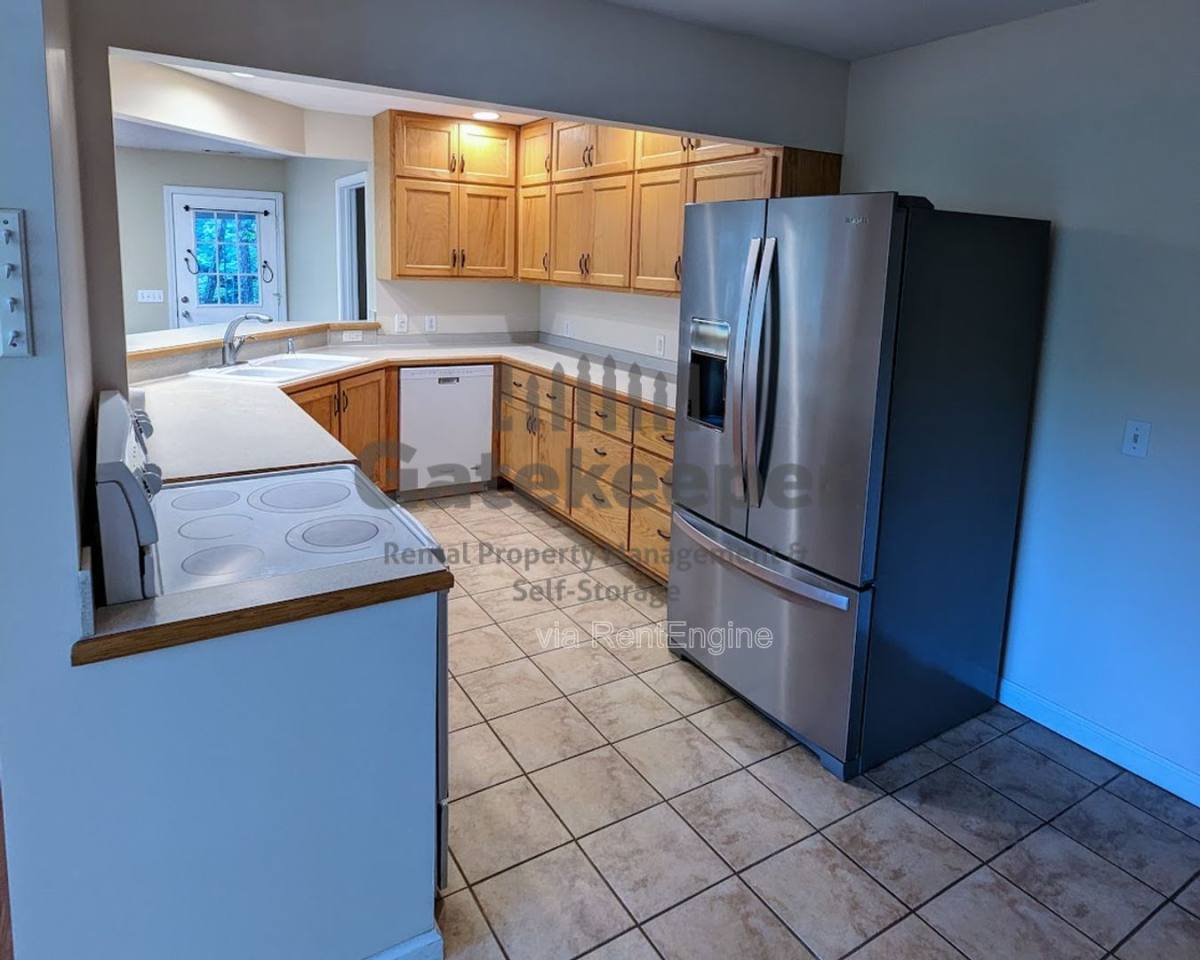 House for rent at 1096 Boone Rd, Newnan, GA 30263