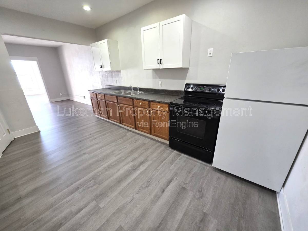 Apartment for rent at 1338 Portage St, Kalamazoo, MI 49001