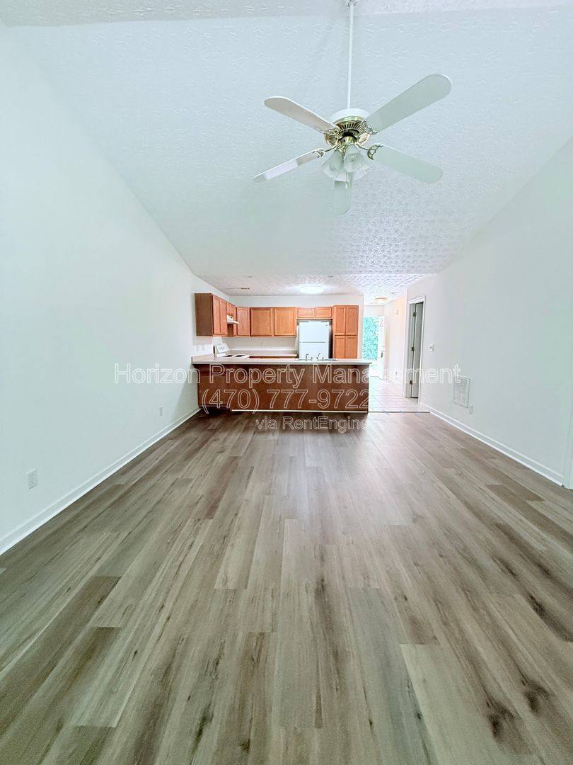 Apartment for rent at 3987 Hidden Hollow Dr, Gainesville, GA 30506