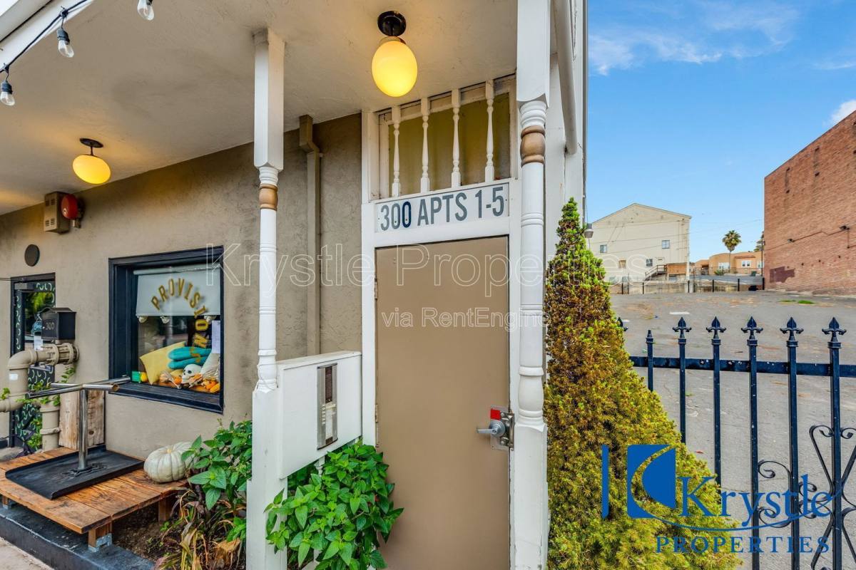 Apartment for rent at 300 Virginia St #4, Vallejo, CA 94590