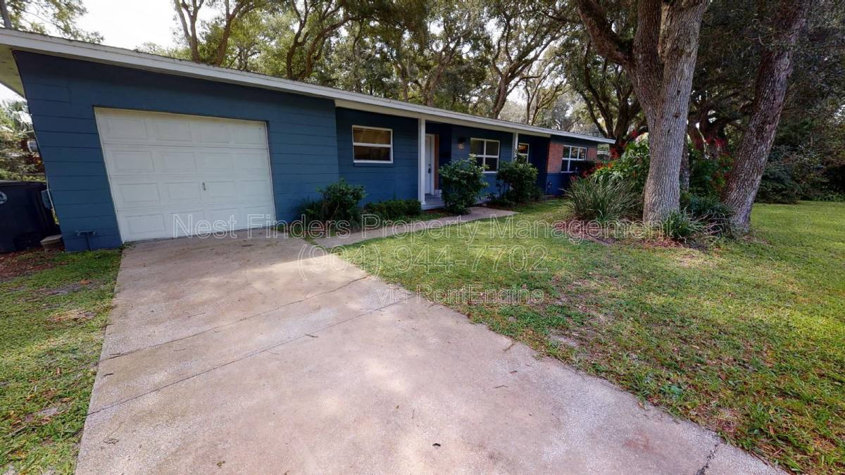 House for rent at 1365 Seminole Rd, Atlantic Beach, FL 32233