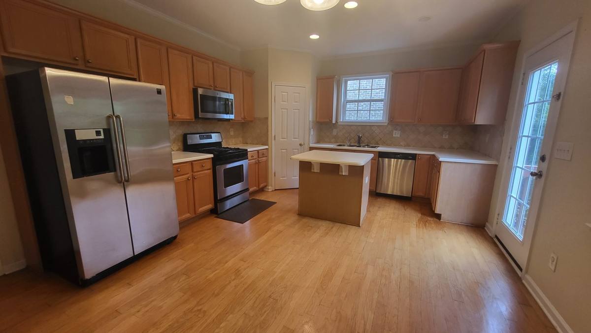 House for rent at 4810 Edinburgh Dr, Smyrna, GA 30082