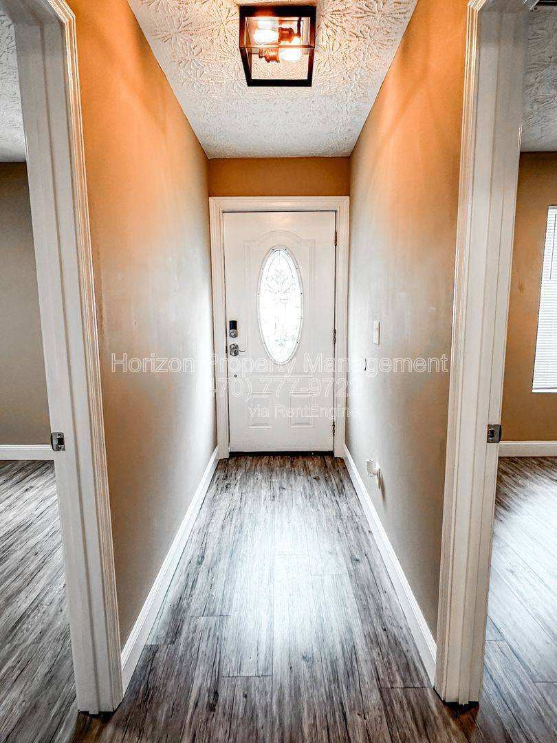 Townhouse for rent at 233 Goshen Lane, Woodstock, GA 30188