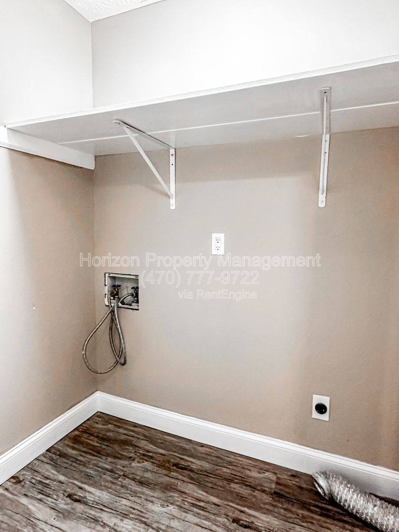 Townhouse for rent at 233 Goshen Lane, Woodstock, GA 30188