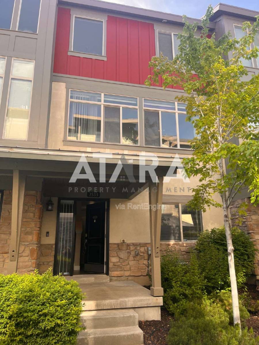 Townhouse for rent at 7533 Vinci Place, Midvale, UT 84047