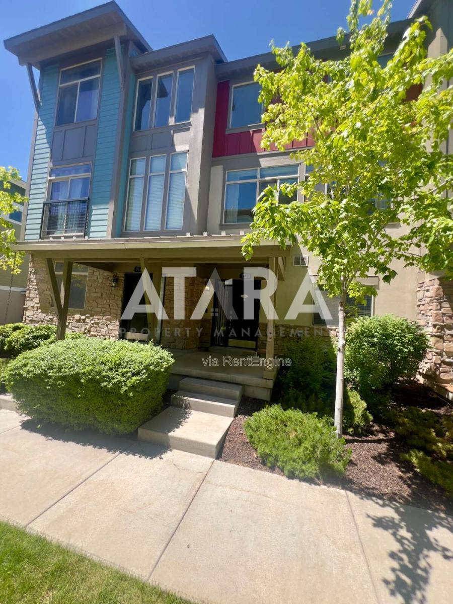 Townhouse for rent at 7533 Vinci Place, Midvale, UT 84047