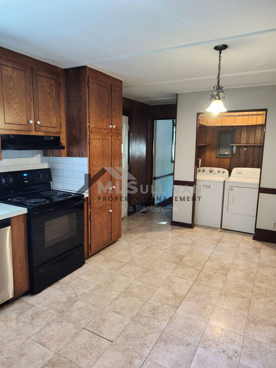 House for rent at 100 S Hassel St, Hillsborough, NC 27278