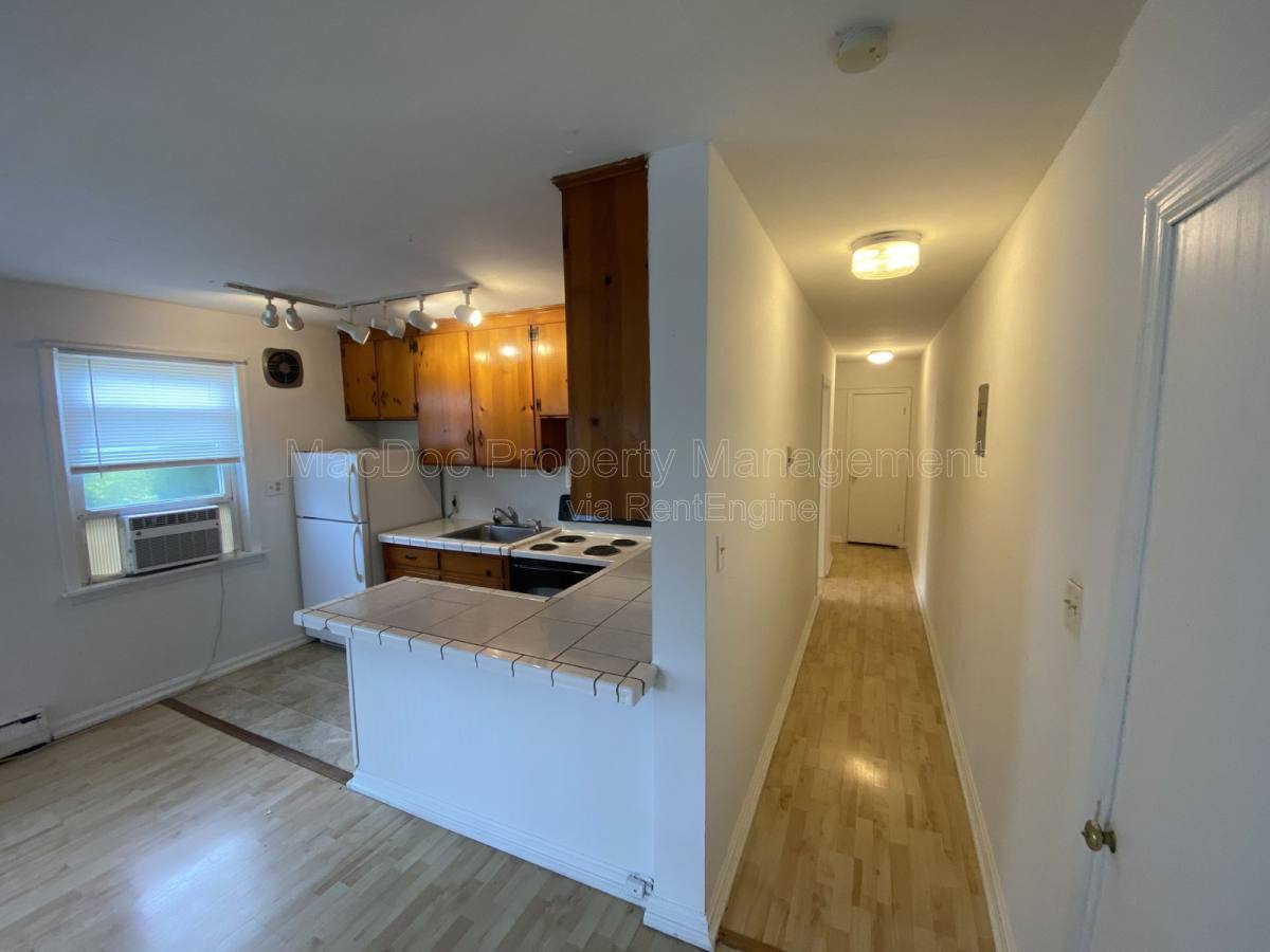 Apartment for rent at 1003 Kenmore Ave #6, Fredericksburg, VA 22401