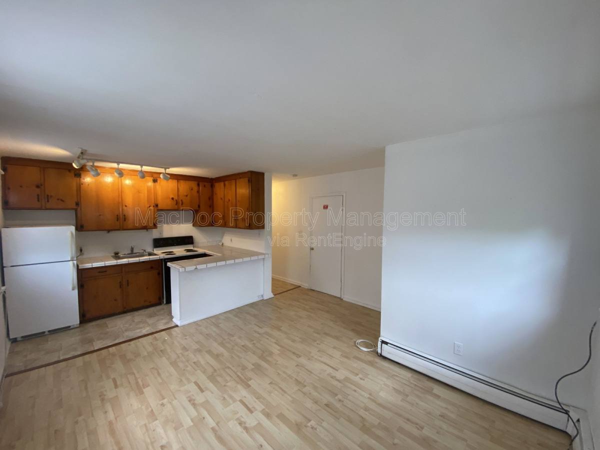 Apartment for rent at 1003 Kenmore Ave #6, Fredericksburg, VA 22401
