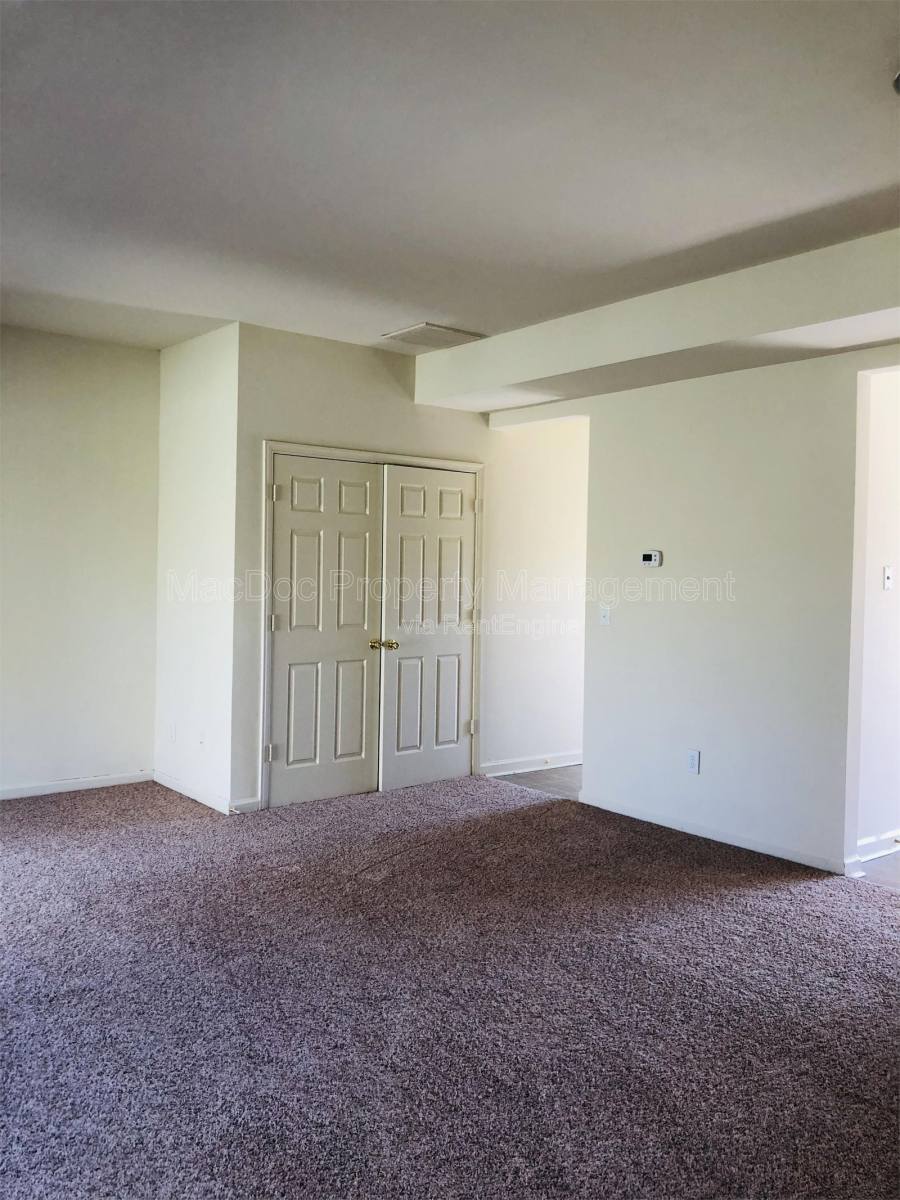 Townhouse for rent at 11009 Bevin Dr, Fredericksburg, VA 22408