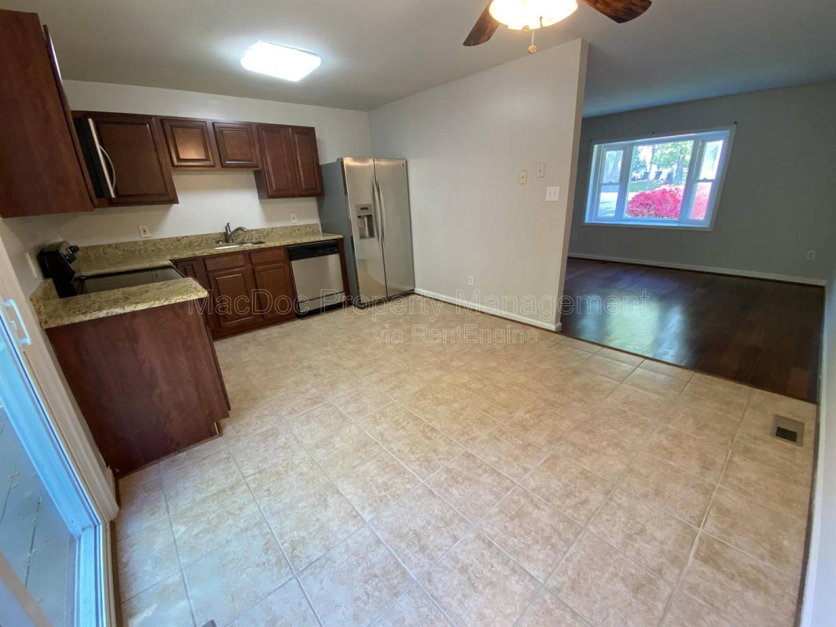 House for rent at 6022 Battlefield Green Dr, Fredericksburg, VA 22407