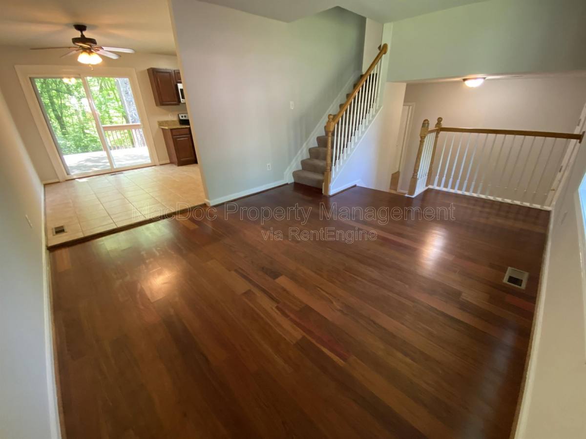 House for rent at 6022 Battlefield Green Dr, Fredericksburg, VA 22407