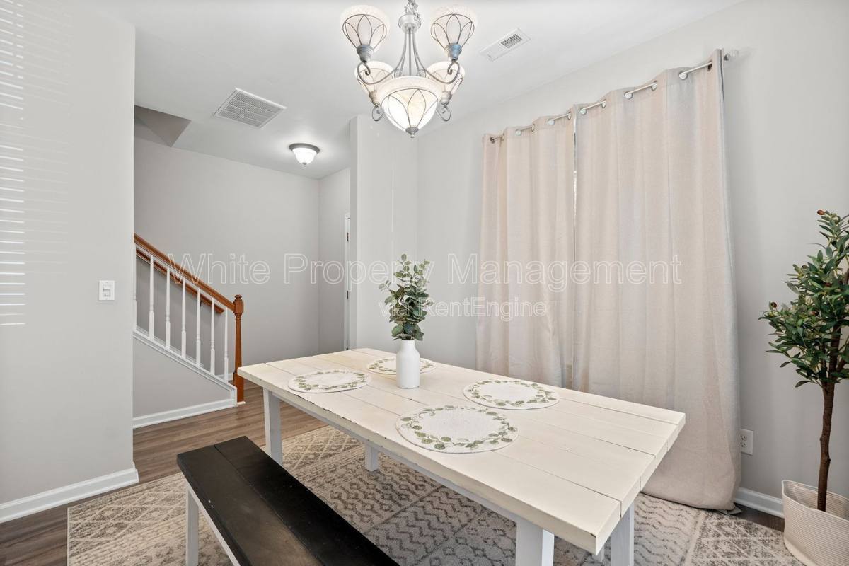 Townhouse for rent at 11339 Dundarrach Lane, Charlotte, NC 28277