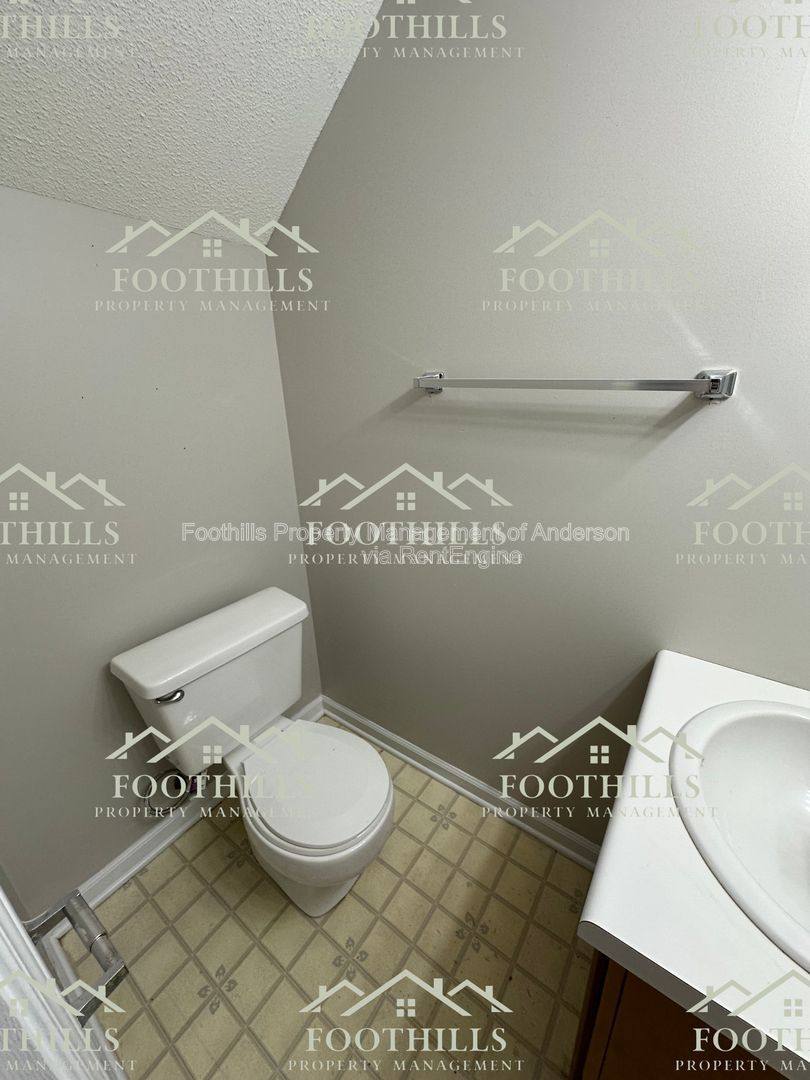 Apartment for rent at 119 Woodland Dr #B, Anderson, SC 29621