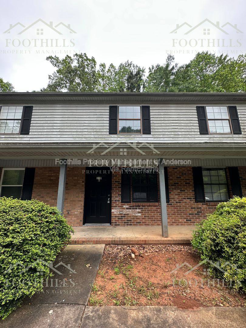 Apartment for rent at 119 Woodland Dr #B, Anderson, SC 29621