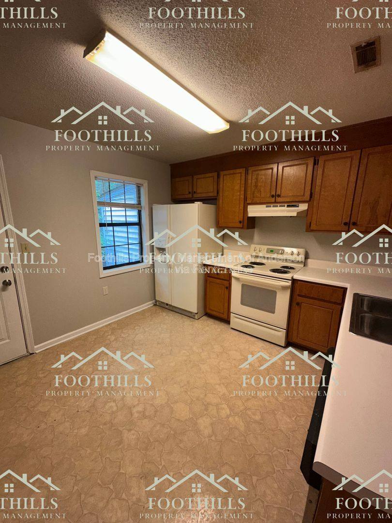 Apartment for rent at 119 Woodland Dr #B, Anderson, SC 29621