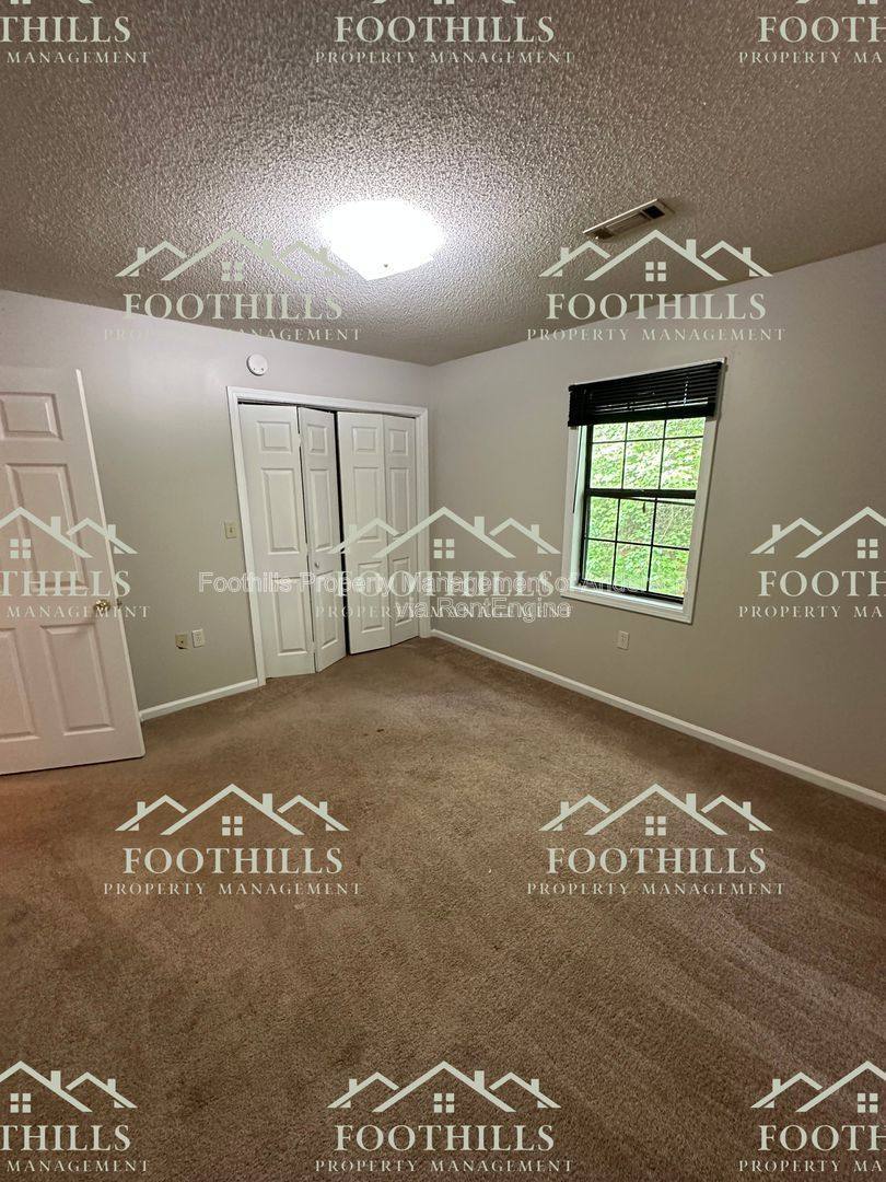 Apartment for rent at 119 Woodland Dr #B, Anderson, SC 29621
