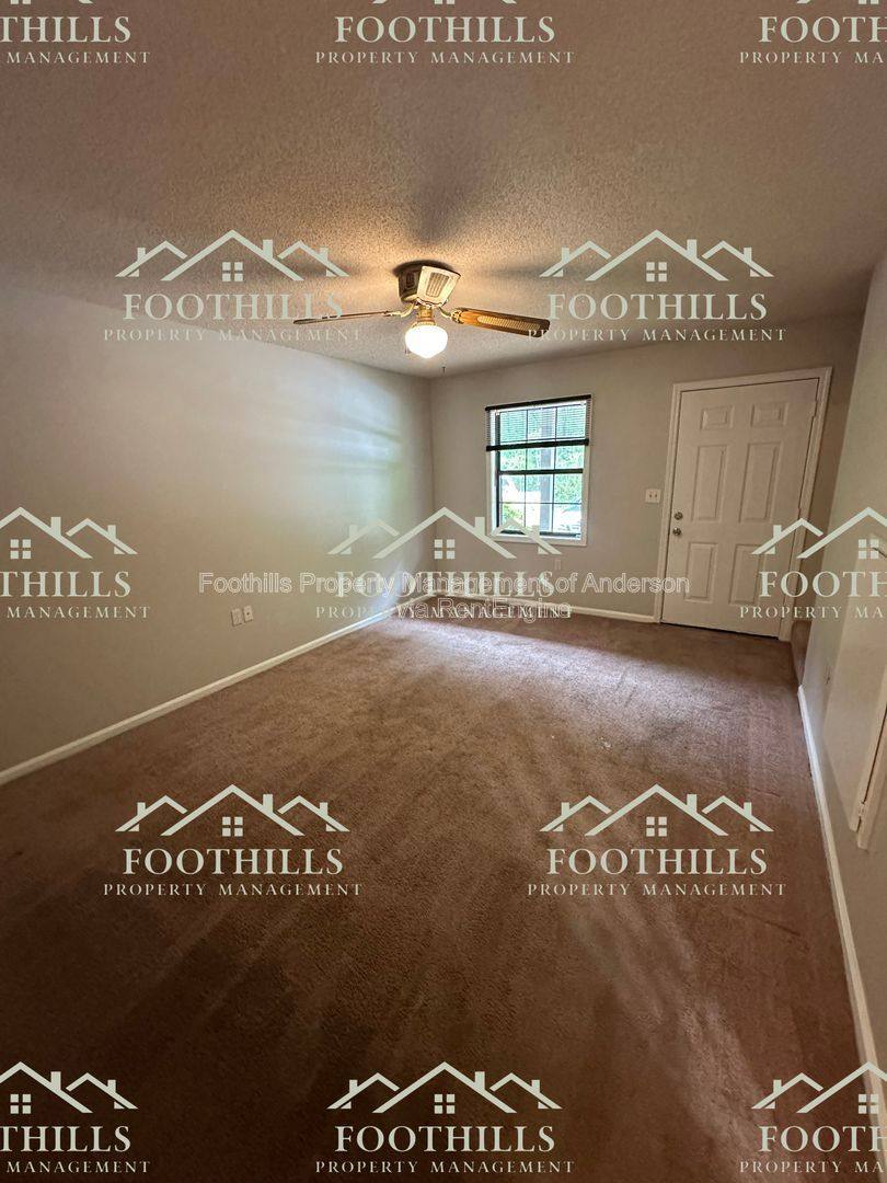 Apartment for rent at 119 Woodland Dr #B, Anderson, SC 29621