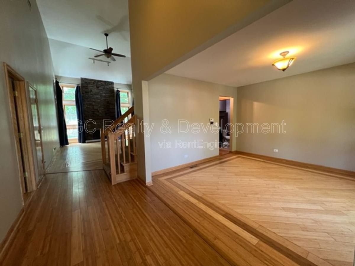 House for rent at 2805 Breckenridge Circle, Aurora, IL 60504
