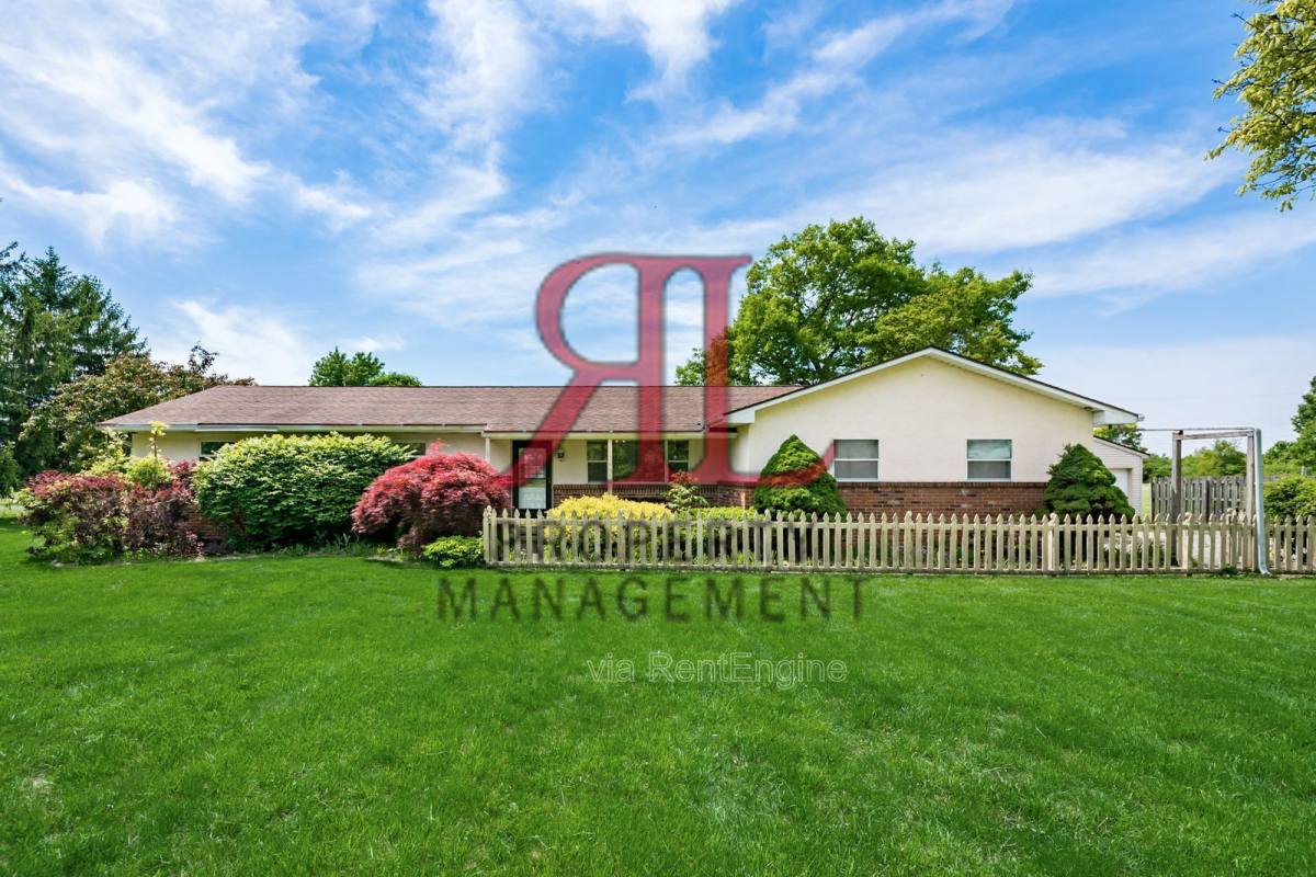 Apartment for rent at 7775 Peter Hoover Rd, New Albany, OH 43054