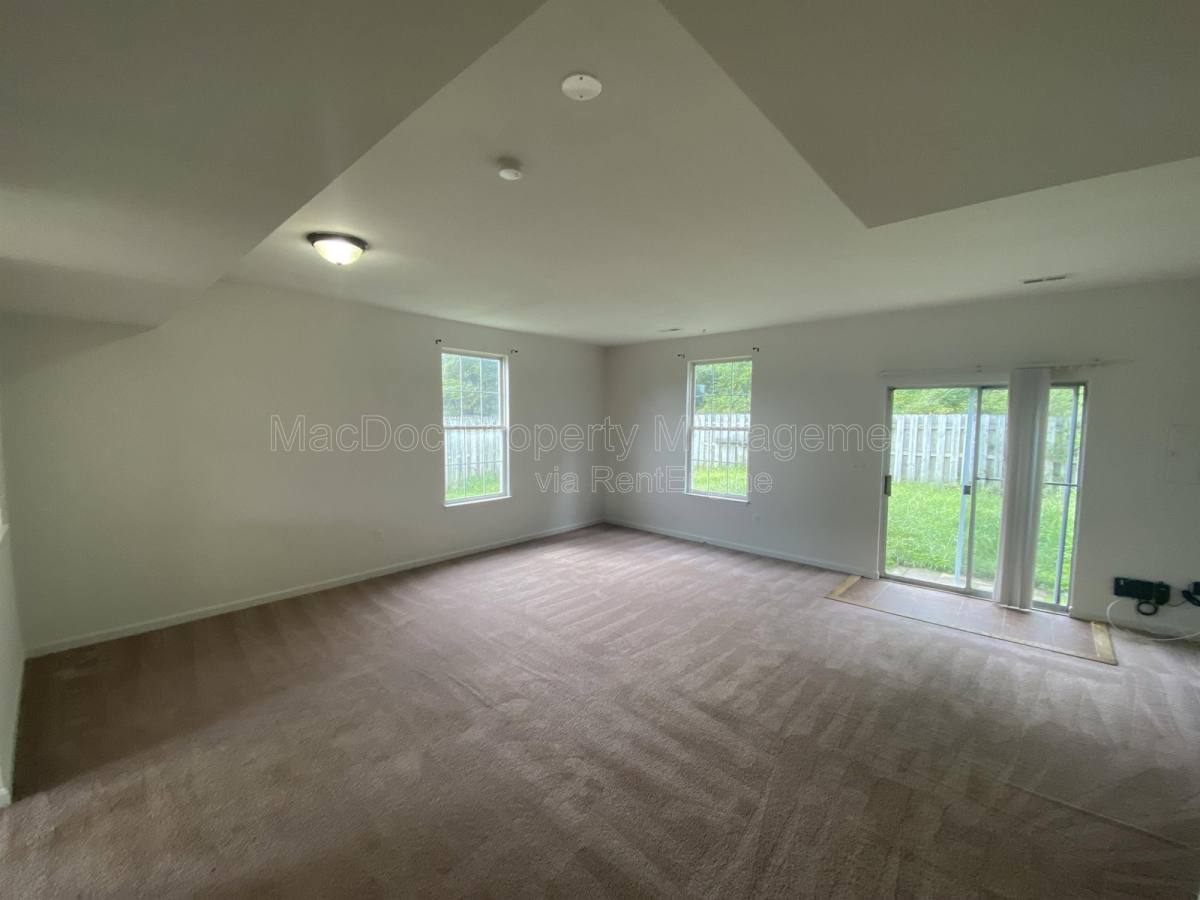 Townhouse for rent at 10910 Coreys Way, Fredericksburg, VA 22408