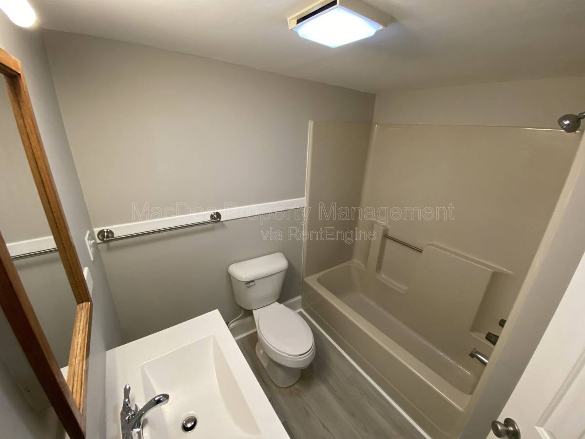 Apartment for rent at 210 Milford St #B, Bowling Green, VA 22427