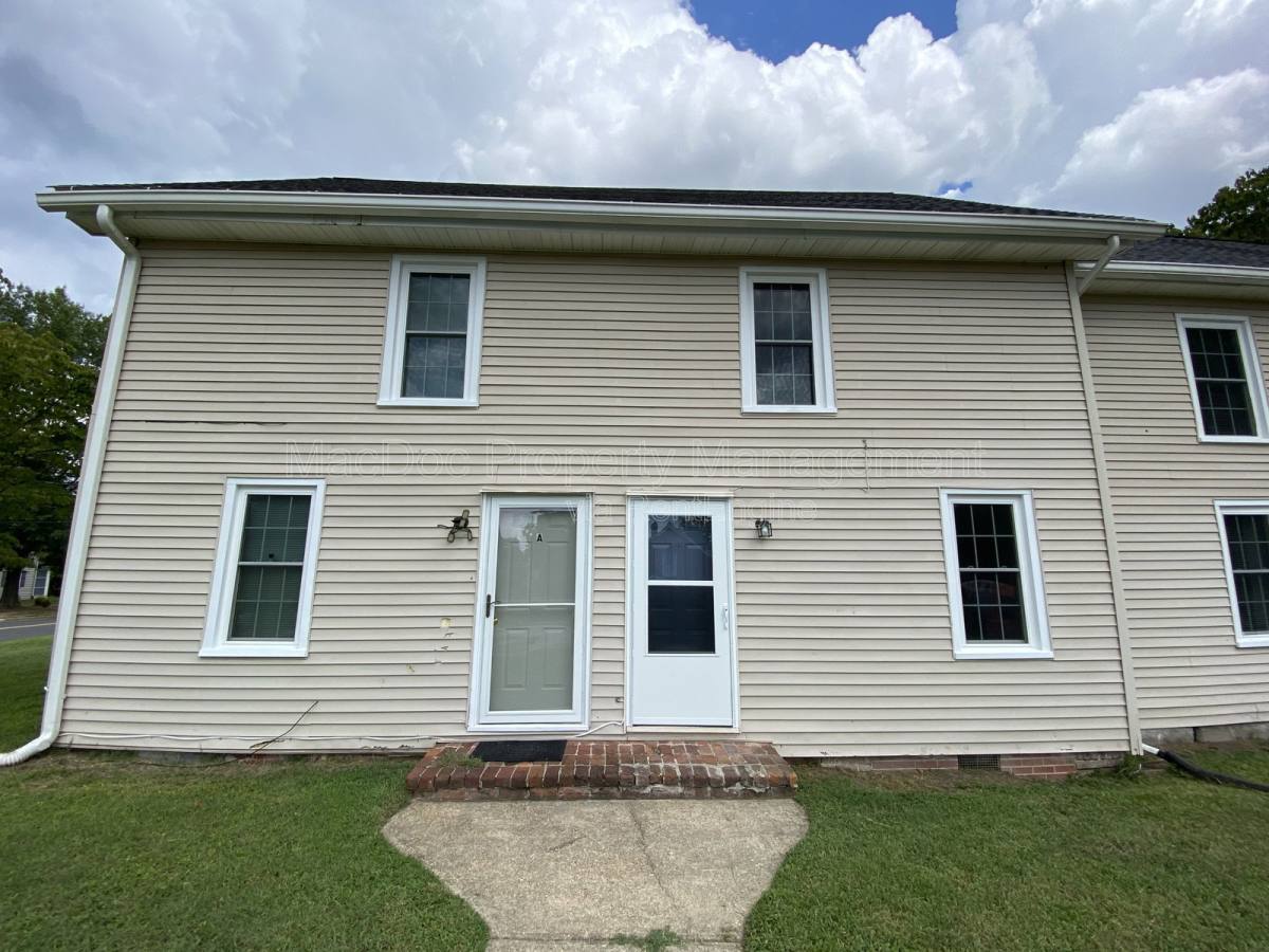 Apartment for rent at 210 Milford St #B, Bowling Green, VA 22427