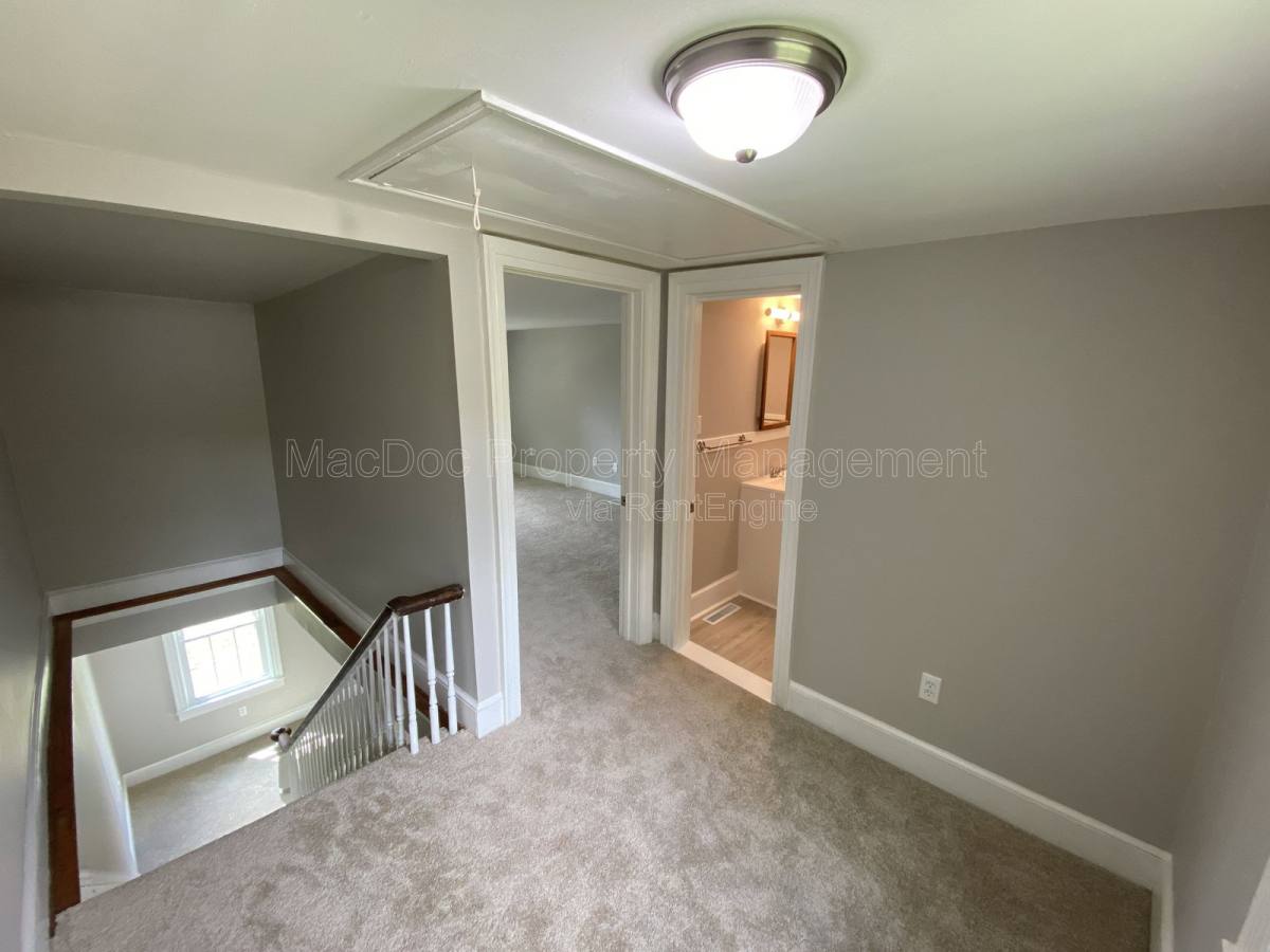 Apartment for rent at 210 Milford St #B, Bowling Green, VA 22427