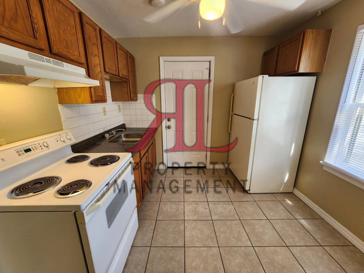Apartment for rent at 416 S Weyant Ave, Columbus, OH 43213
