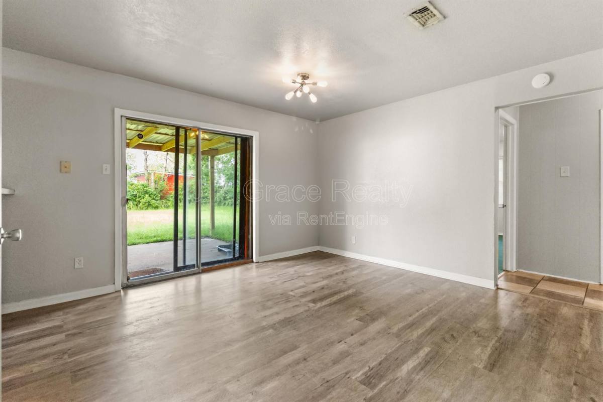 House for rent at 209 S Rita St, Waco, TX 76705