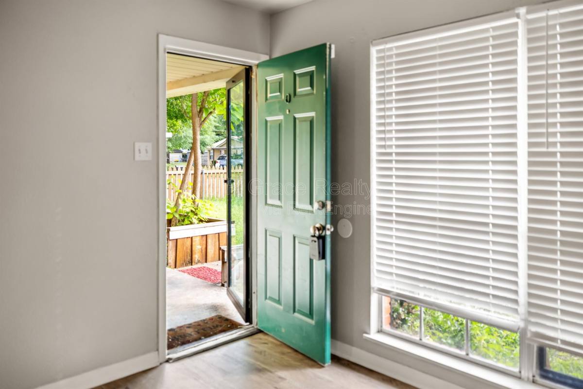 House for rent at 209 S Rita St, Waco, TX 76705