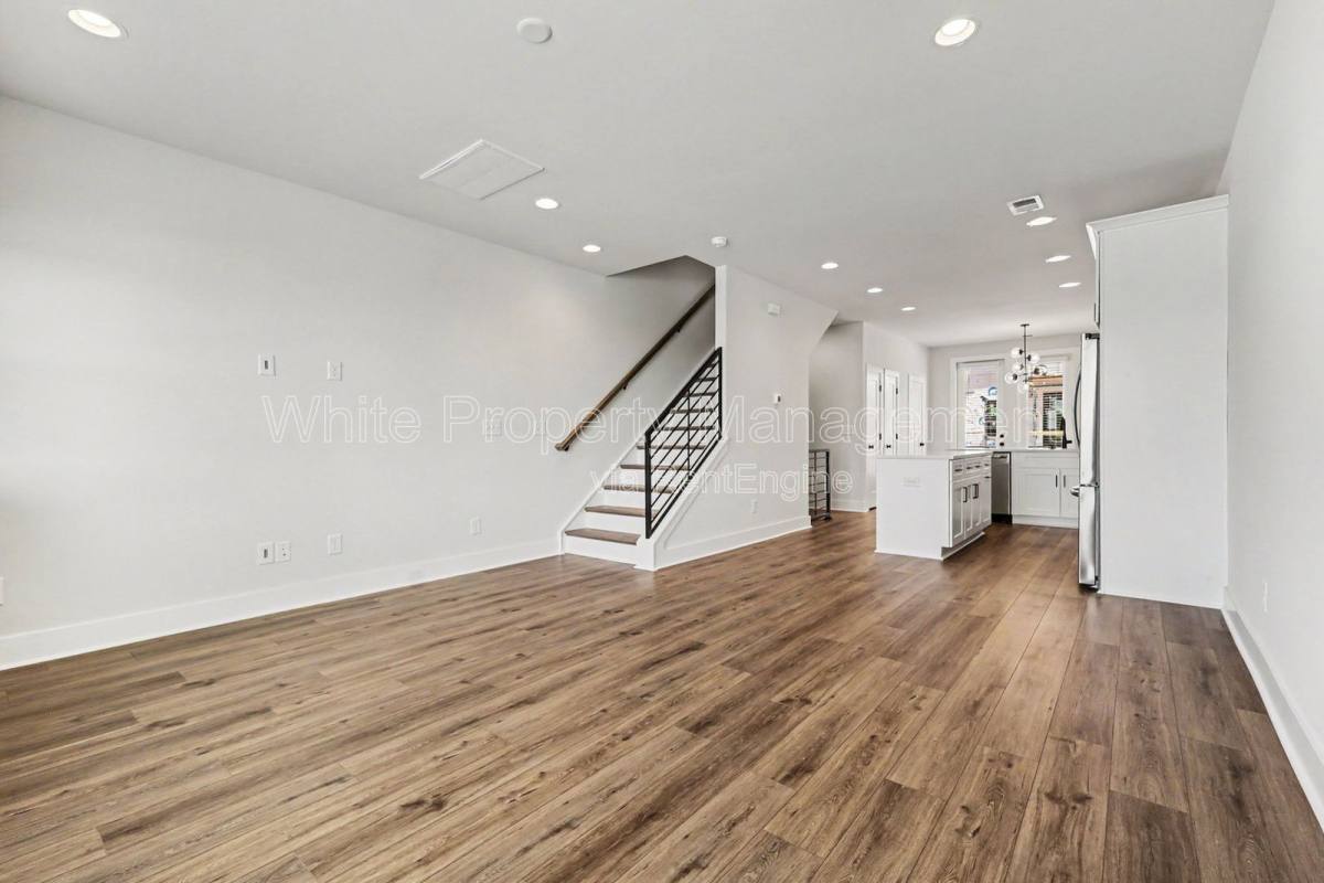 Townhouse for rent at 2146 N Graham St, Charlotte, NC 28206